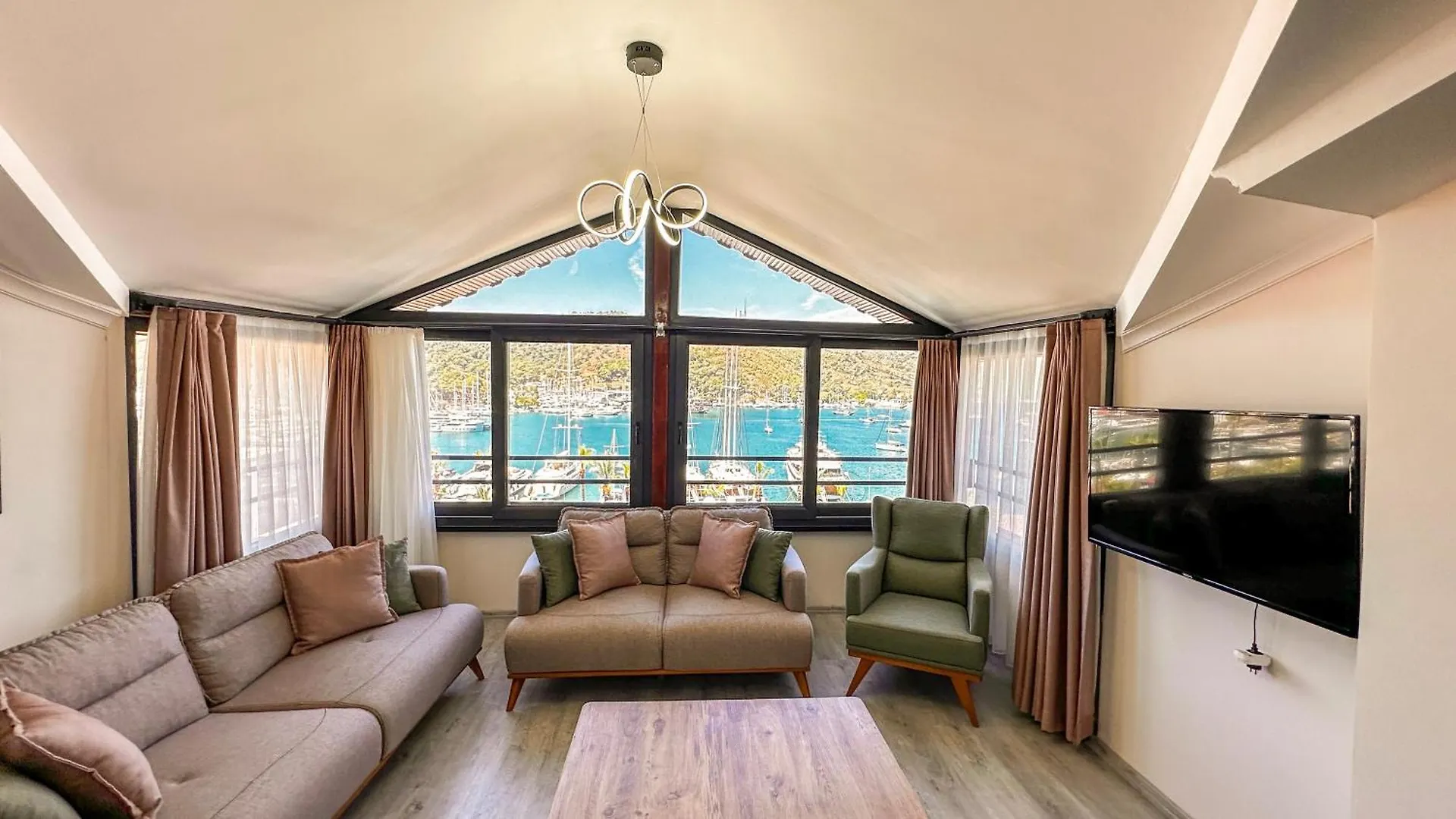 Mykonut Boutique Suites Φετιγιέ