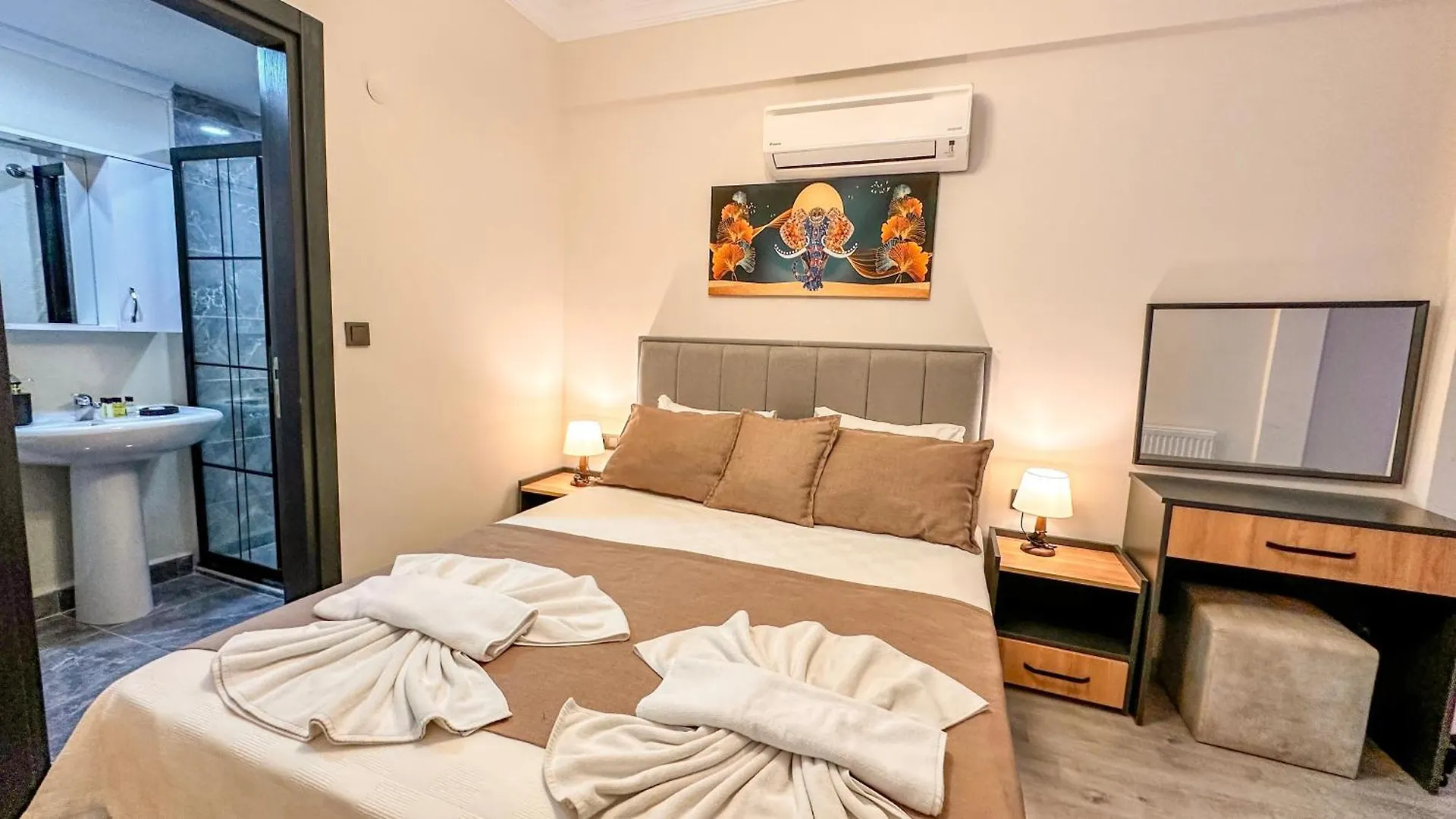 Mykonut Boutique Suites Fethiye Bed and breakfast