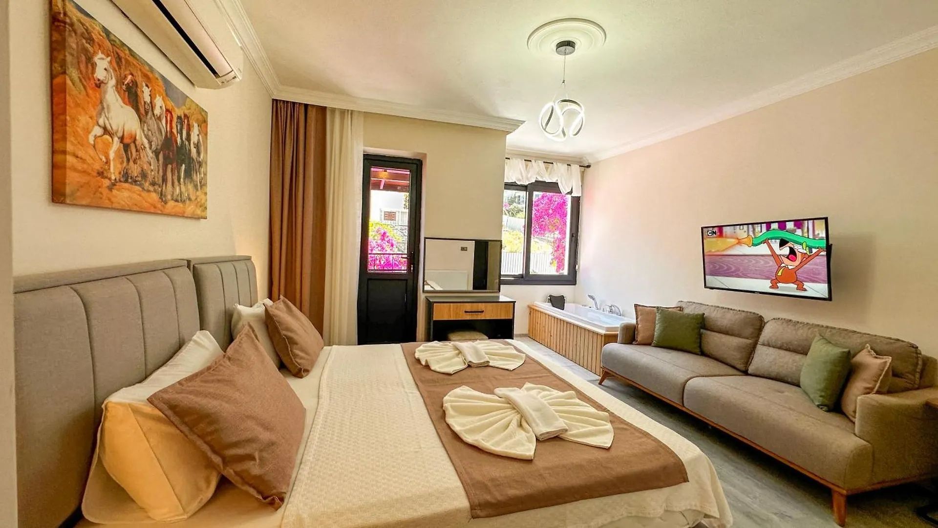 Mykonut Boutique Suites Fethiye Bed and breakfast