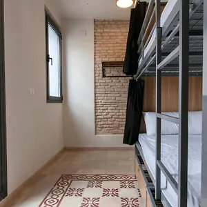 https://ibarra-hostel.es-andalucia.com